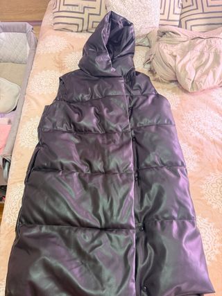Chaleco largo acolchado capucha Primark