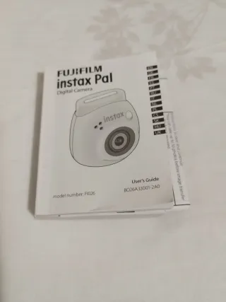 Cámara Instax Pal Funda Verde