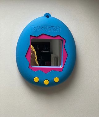 Espejo Tamagotchi Diseño Único