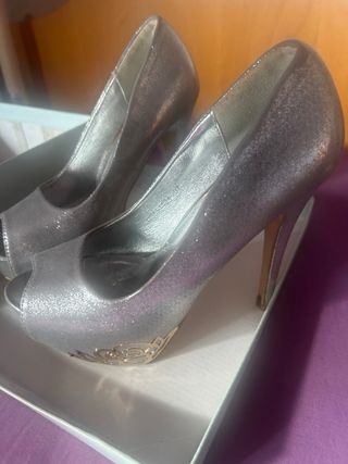 Zapatos de tacón plateados talla 37 usados dos vec