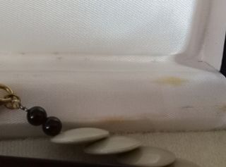 Estuche Morita Gil "collar y pendientes"