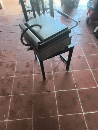 Parrilla Eléctrica GMG Potente