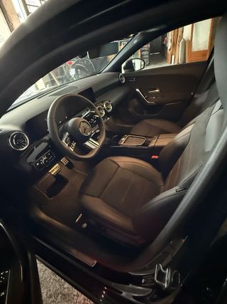 Mercedes-Benz Clase A 2025 AMG LINE