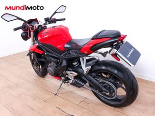 TRIUMPH STREET TRIPLE 660 S ABS