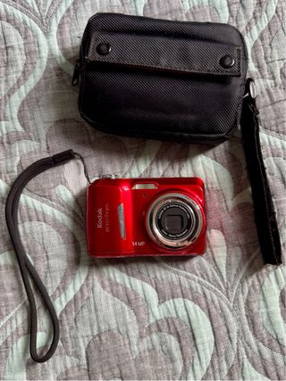 Cámara Kodak EasyShare C1530 Roja