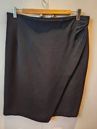 Falda Miguel Gil Crepe