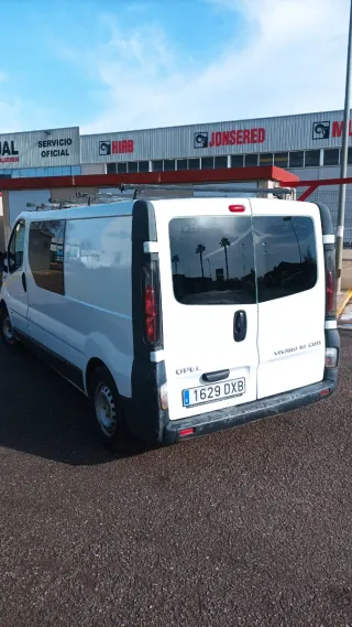 Opel Vivaro 2006
