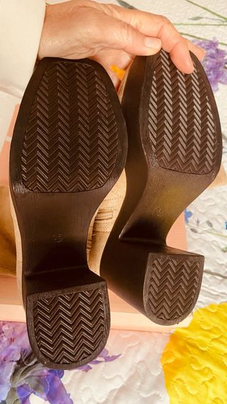 Botas altas nuevas beige y marrón