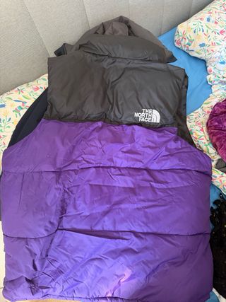 Chaleco The North Face Negro y Morado