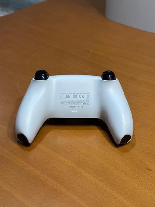 Impoluta | PS5 Slim Digital