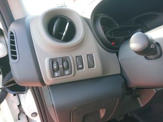 RENAULT Trafic Passenger Energy Blue dCi 145CV