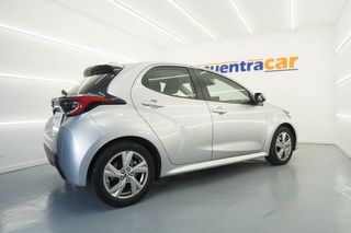 Toyota Yaris 120 H ACTIVE PLUS