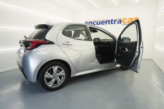 Toyota Yaris 120 H ACTIVE PLUS