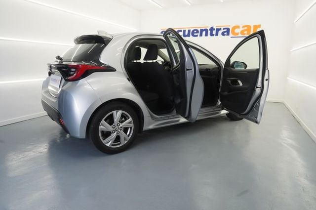 Toyota Yaris 120 H ACTIVE PLUS