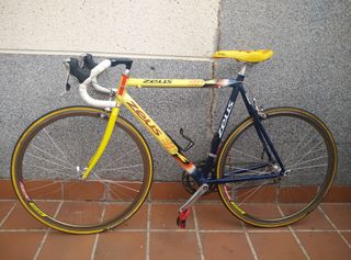 Bicicleta Carretera Zeus Amarilla y Azul
