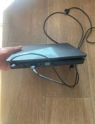 PS4 Slim 1TB Negra + juego Gta V