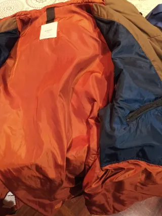 Chaqueta abrigo hombre marrón, de Mango