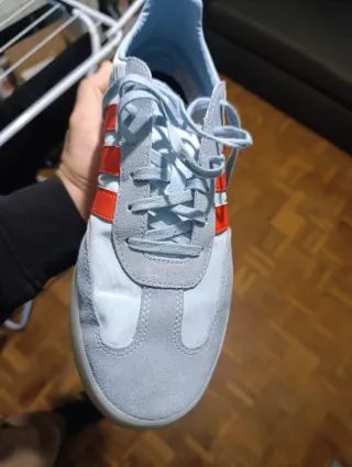 Zapatillas Adidas Grises y Naranjas