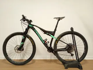 29"Mountain bike full suspensión carbon