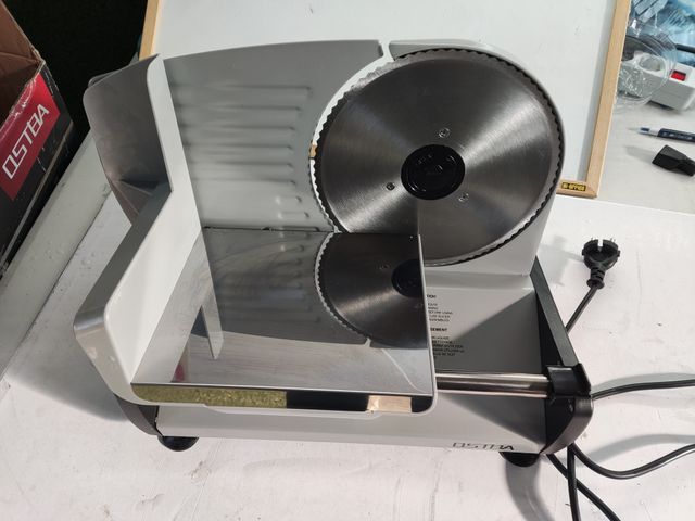 Cortafiambres Eléctrico OSTBA, Maquina de Cortar