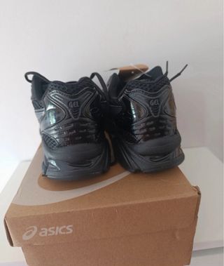 Asics Gel Kayano-14 Negro