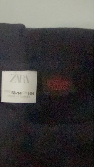 Sudadera Stranger Things D&D