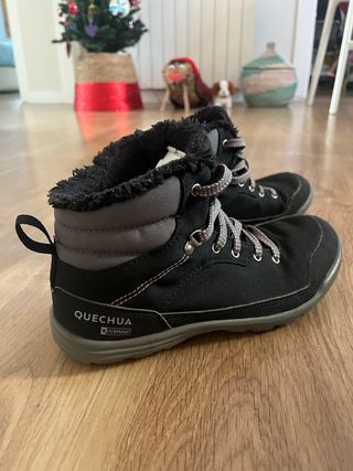 Botas Quechua mujer negras y grises
