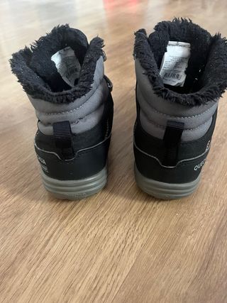 Botas Quechua mujer negras y grises