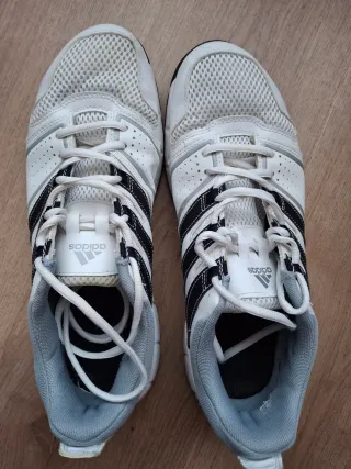 Deportivas Adidas Blancas y Negras