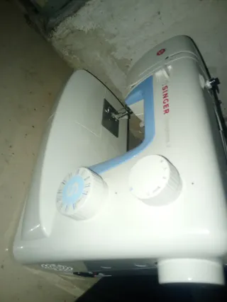 Máquina de coser Singer 3221