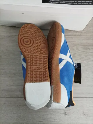 Zapatillas Munich Arquero Talla 41 Nuevas
