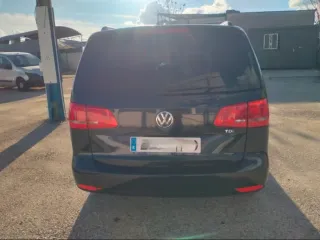 Volkswagen Touran 2012