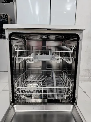 Lavastoviglie Bosch grigia con garanzia e trasporto