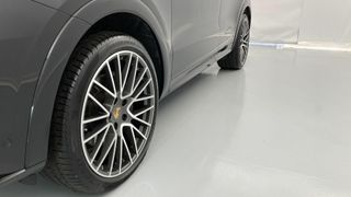 Porsche Cayenne E-Hybrid Platinum Edition