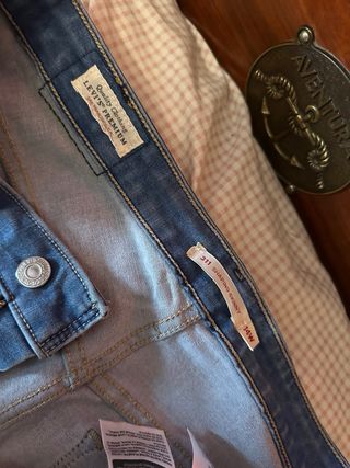 Pantalón Levi's 14W (44-46 EU)