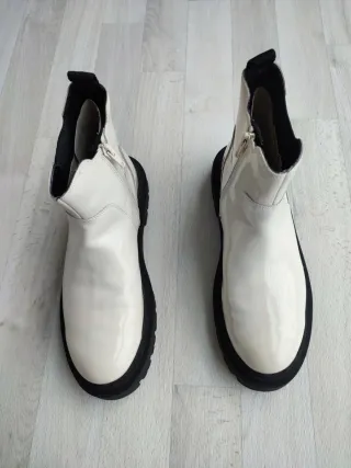 Botines Zara Blancos Cremallera