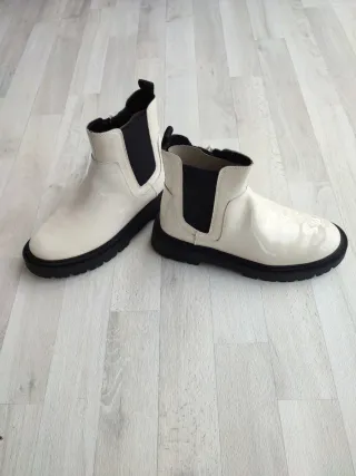 Botines Zara Blancos Cremallera