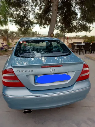 Mercedes-Benz  CLK 2002