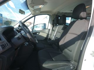 RENAULT Trafic Passenger Energy Blue dCi 145CV