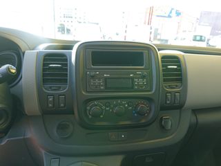 RENAULT Trafic Passenger Energy Blue dCi 145CV