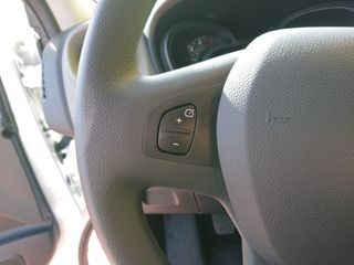 RENAULT Trafic Passenger Energy Blue dCi 145CV