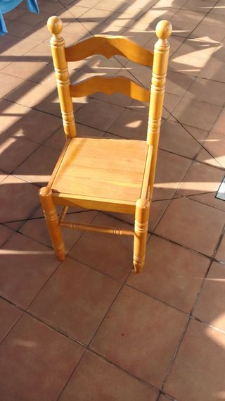 Silla de cocina de madera