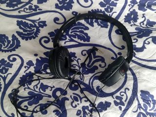 Sony MDR-ZX110 Auriculares Cerrados Negros