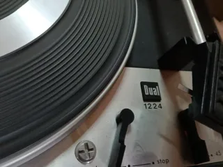 Tocadiscos Dual CP 225