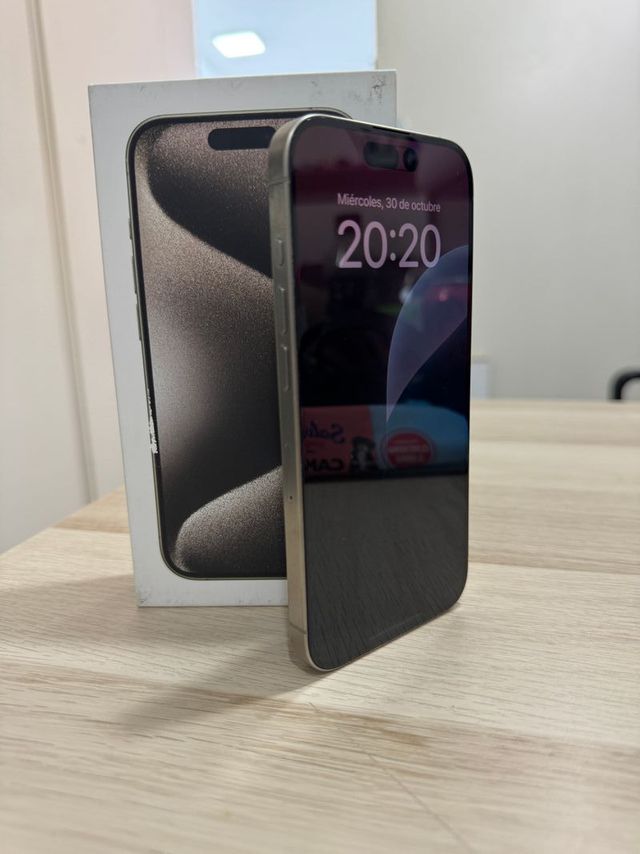 iPhone 15 Pro 512gb como nuevo
