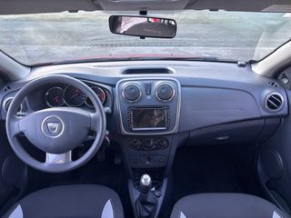 Dacia Sandero 2012