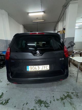 Peugeot 5008 2018