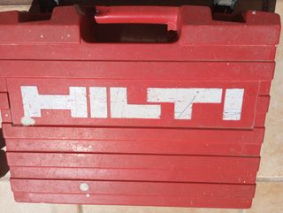 Taladro Hilti SF 100-A con cargador SFC 7/18