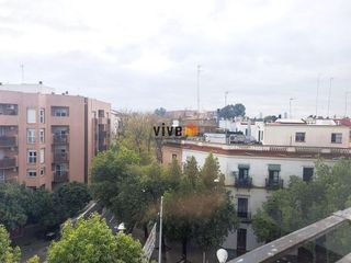 Piso en alquiler en El Porvenir en Sevilla
