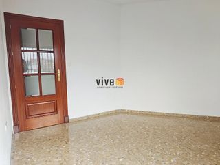 Piso en alquiler en El Porvenir en Sevilla